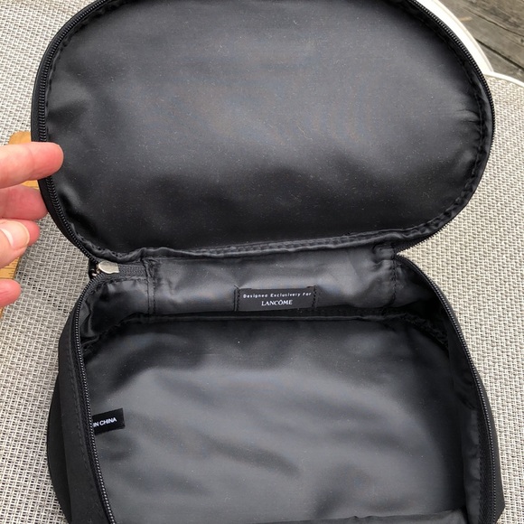 NWOT Lancôme makeup bag - Picture 3 of 4